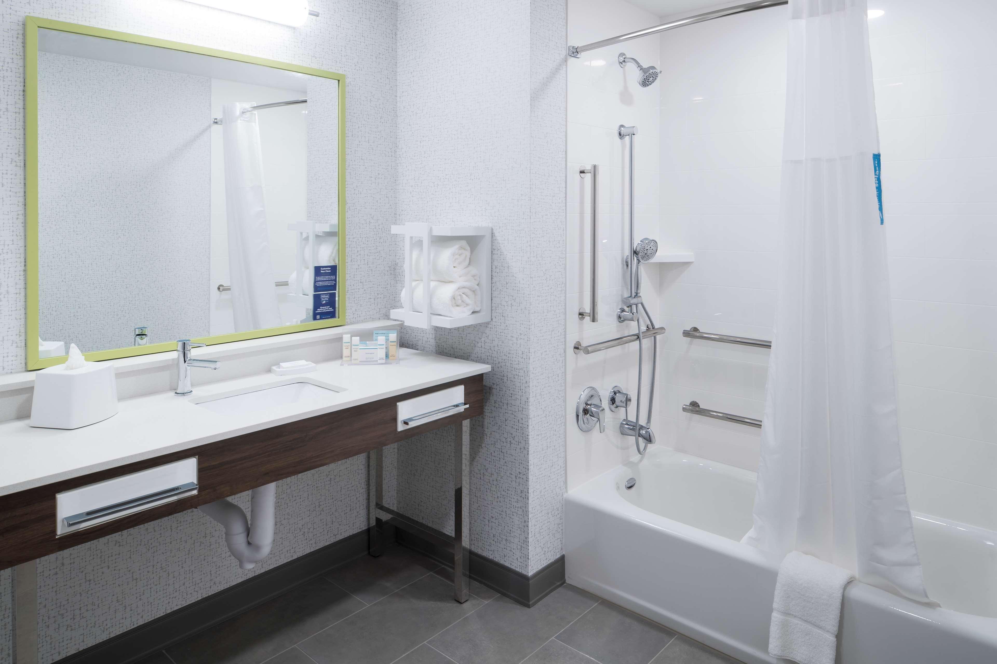 Hampton Inn & Suites Cape Canaveral Cruise Port, Fl Екстер'єр фото